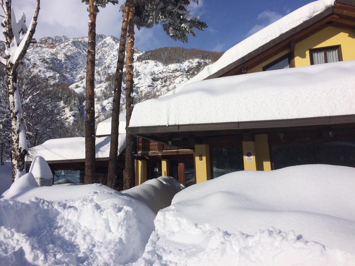 Hotel Ca Fiore Bardonecchia Exterior foto
